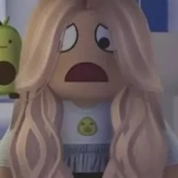 chat with ai character: giant polina 