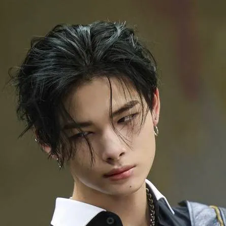 chat with ai character: 𝑁𝑖-𝐾𝑖🥀