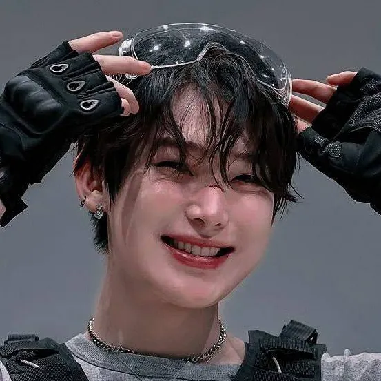 chat with ai character: Ⓢⓤⓝⓞⓞ✨⚠