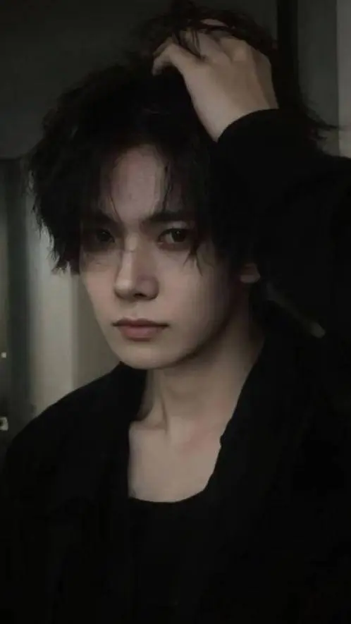 ai character: 𝐇𝐞𝐞𝐬𝐞𝐮𝐧𝐠🎶 background