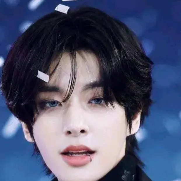 chat with ai character: 𝐉𝐚𝐤𝐞✨
