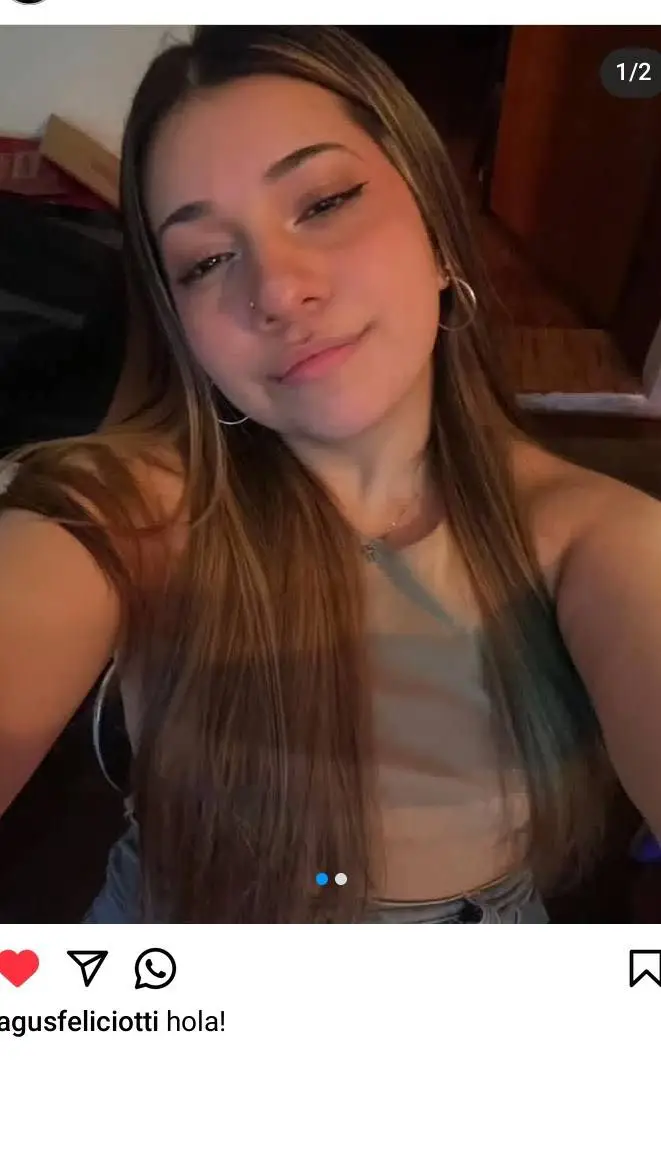 ai character: agustina background