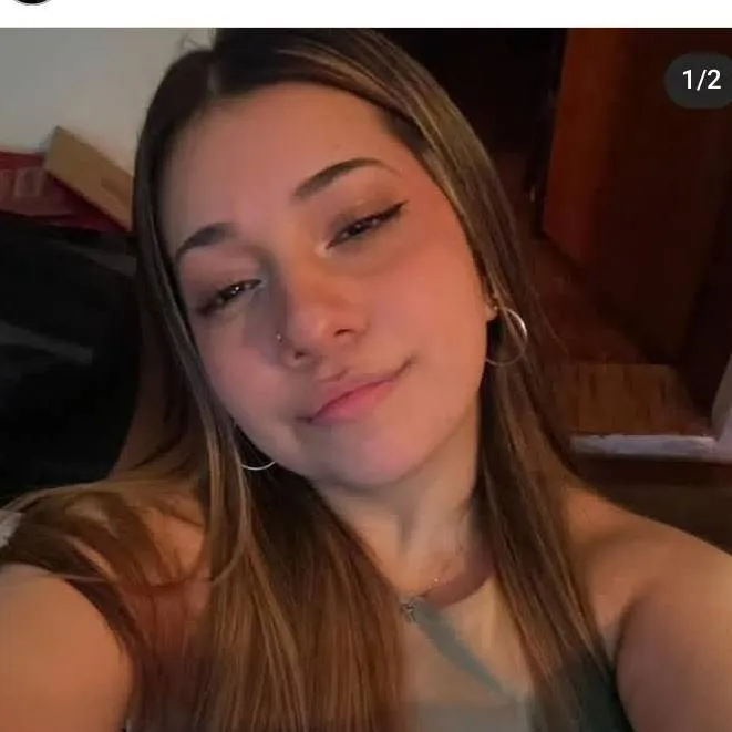 chat with ai character: agustina