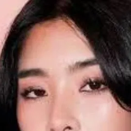 chat with ai character: Sophia💕