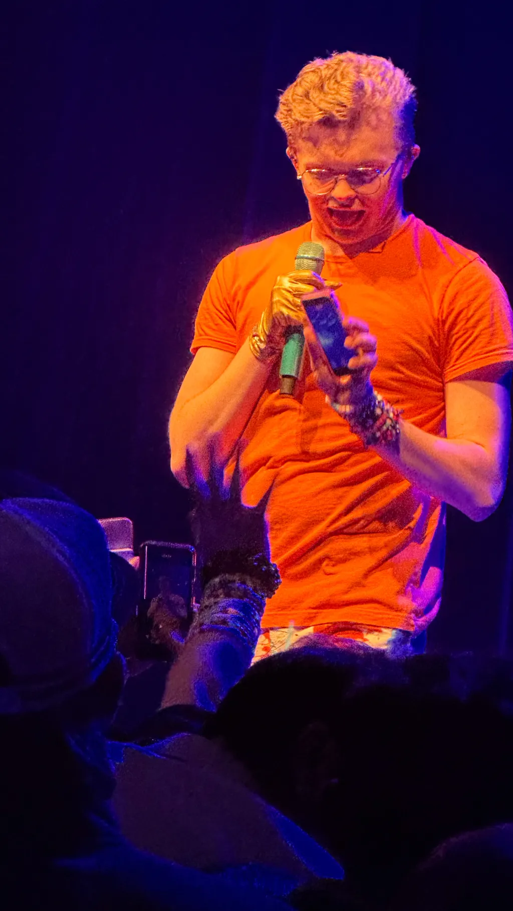 ai character: CG5 background