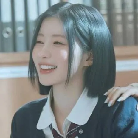 chat with ai character: Asa