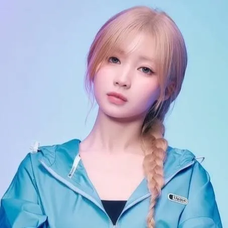 chat with ai character: Asa