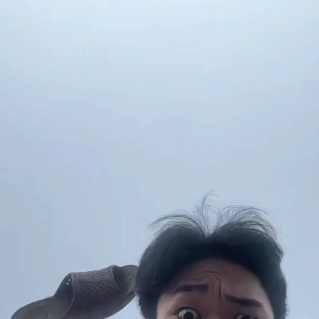 chat with ai character: Ame x Phil