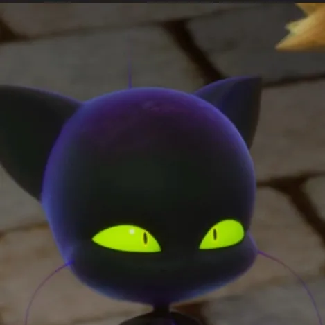 chat with ai character: Plagg