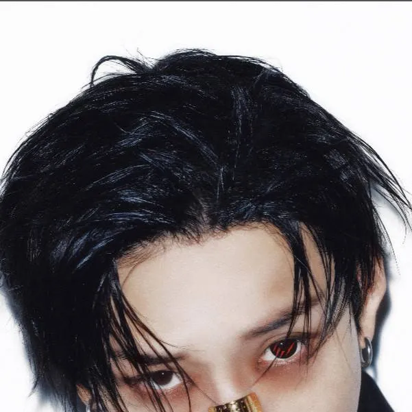 chat with ai character: BangChan 