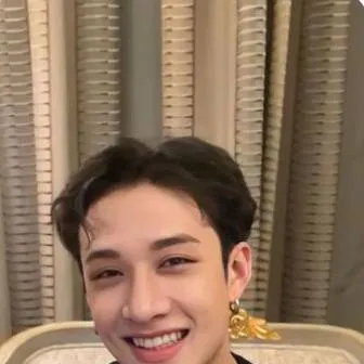 chat with ai character: Channie 🍤🥡