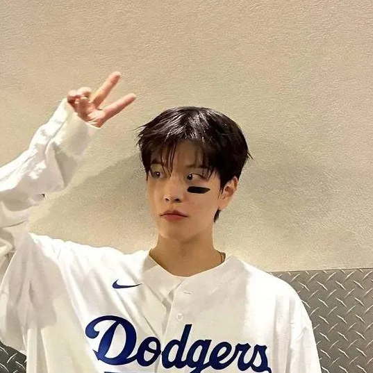 chat with ai character: Seungmin 