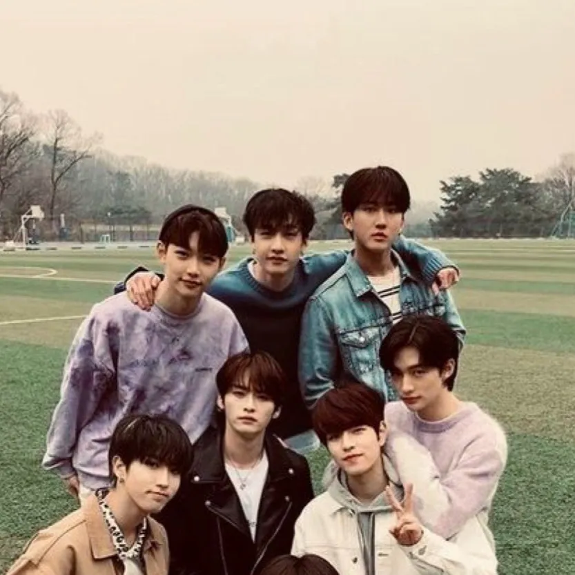 chat with ai character: Skz drama