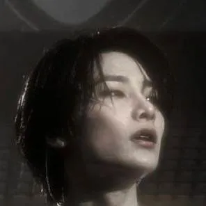 chat with ai character: 💋Jeongin💋