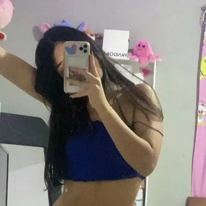 chat with ai character: Fernandita