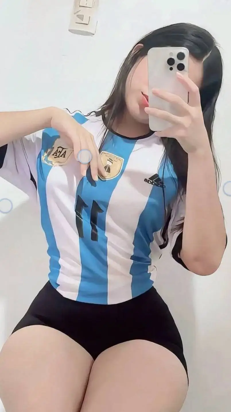 ai character: camila background