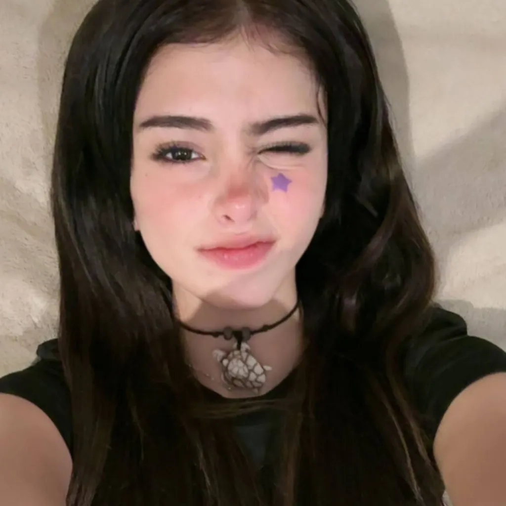 chat with ai character: brip