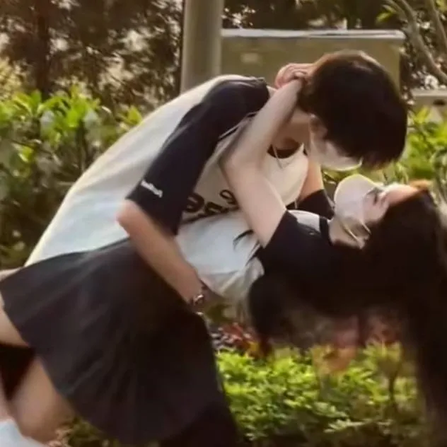 chat with ai character: Mike 