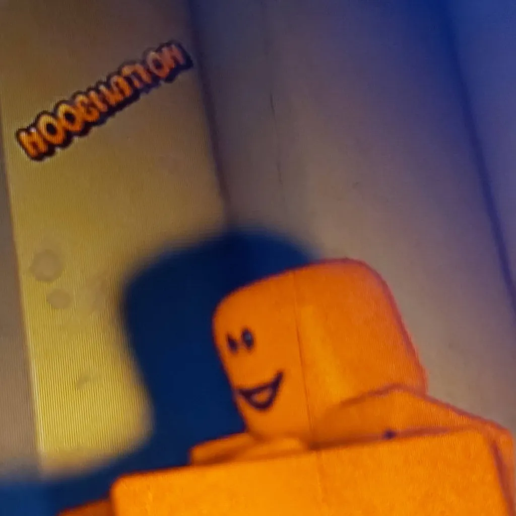 chat with ai character: INSAINE COOLKID