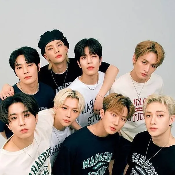 chat with ai character: ~☆|𝐒𝐊𝐙|☆~