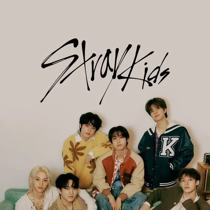 chat with ai character: ~☆|𝐒𝐊𝐙|☆~