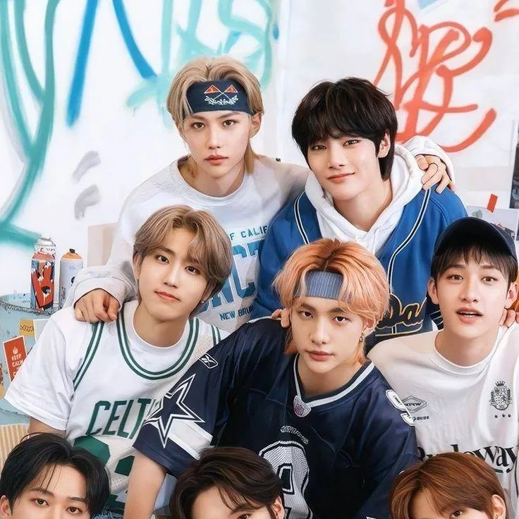 chat with ai character: ☆•~𝐒𝐊𝐙~•☆