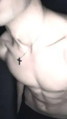 ai character: Alan?🫦 background