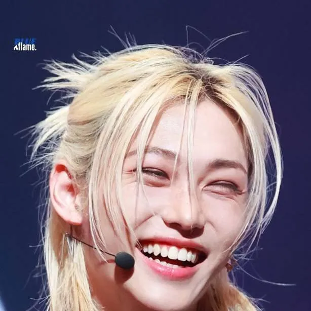 chat with ai character: Félix xd