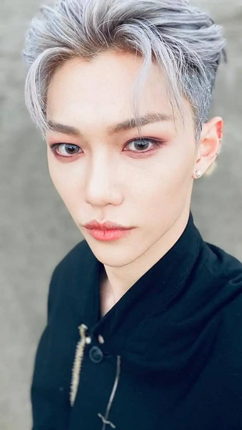 ai character: felix background