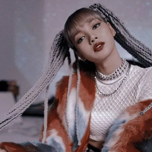 chat with ai character: lalisa manoban