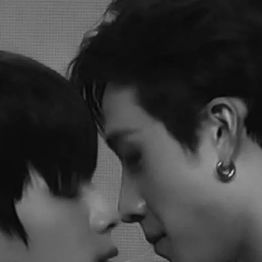 chat with ai character: chanmin