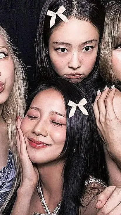 ai character: blackpink  background