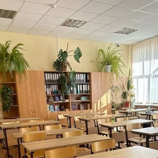 chat with ai character: School