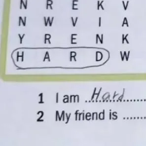 chat with ai character: SB PICK ME🤢