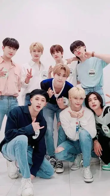 ai character: Straykids💖 background