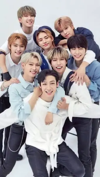 ai character: STRAYKIDS background