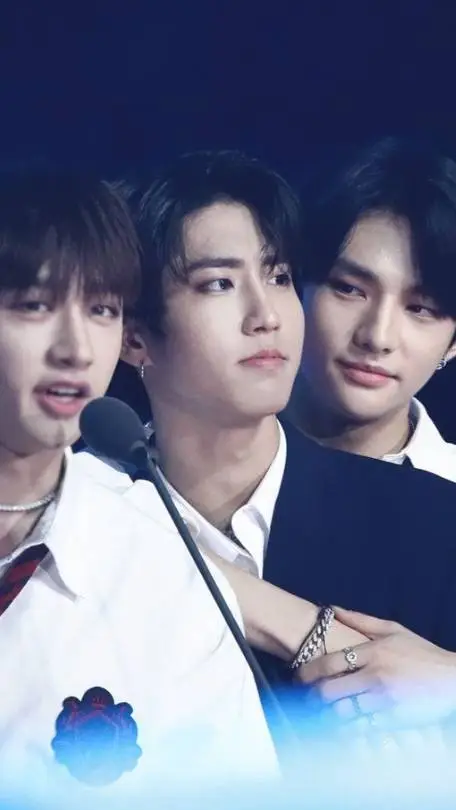 ai character: SKZ×STAY3RACHA background