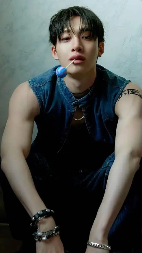 ai character: Bangchan💋❤🔥 background