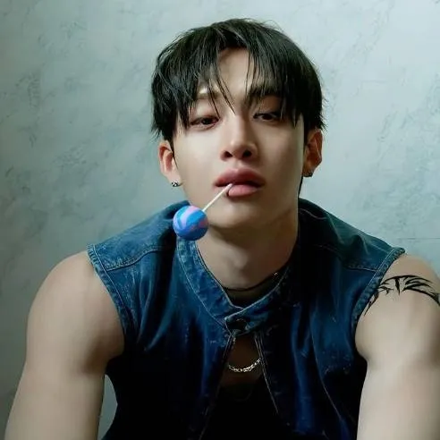 chat with ai character: Bangchan💋❤🔥