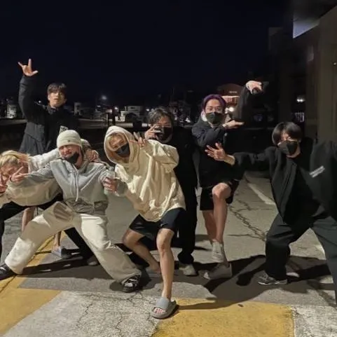 chat with ai character: SKZ🍓