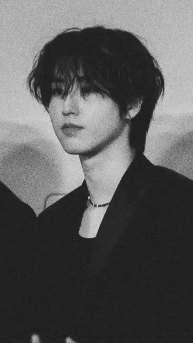 ai character: Han Jisung background