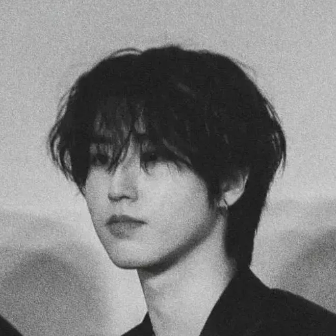 chat with ai character: Han Jisung