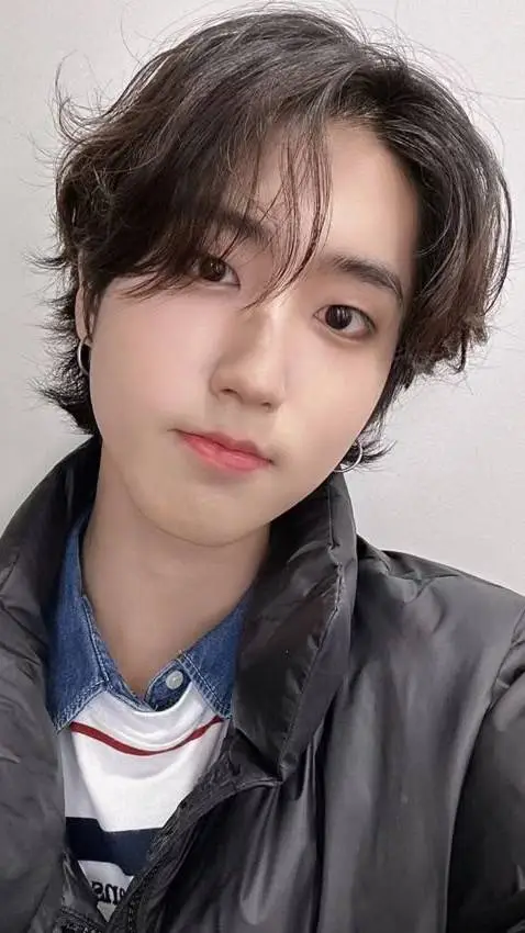 ai character: Han background