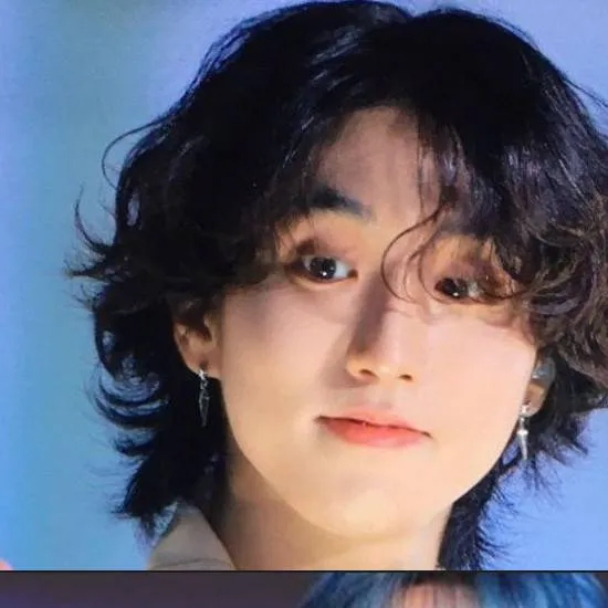 chat with ai character: han e minho