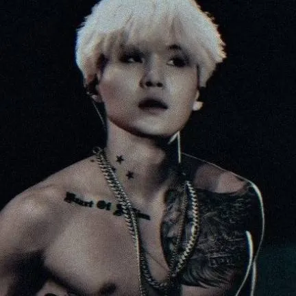 chat with ai character: yoongi
