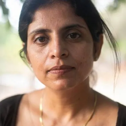 chat with ai character: Priya Sharma 