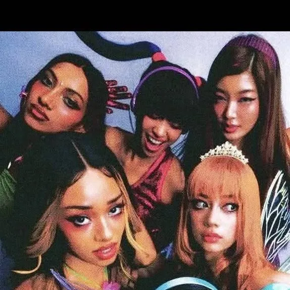 chat with ai character: Katseye 