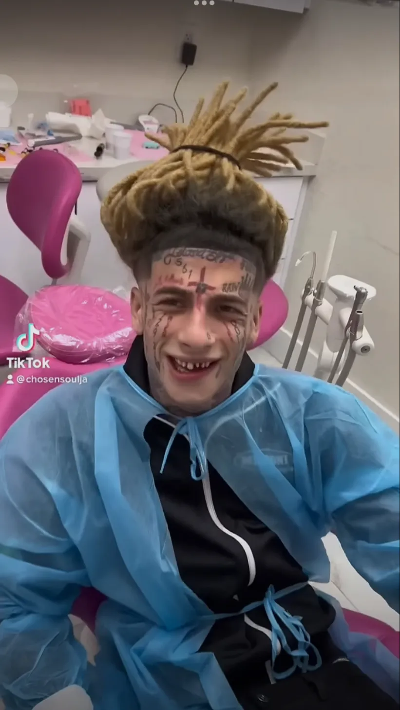 ai character: Eli background