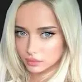 chat with ai character: Jana