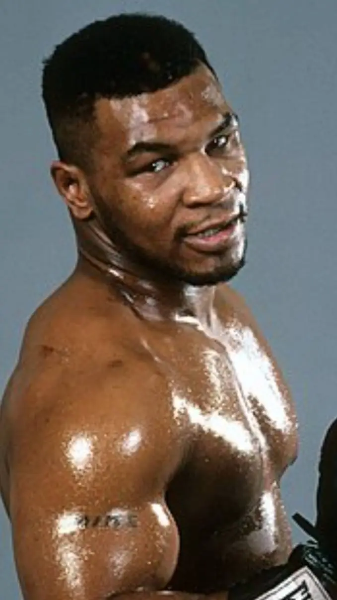ai character: boxer son background